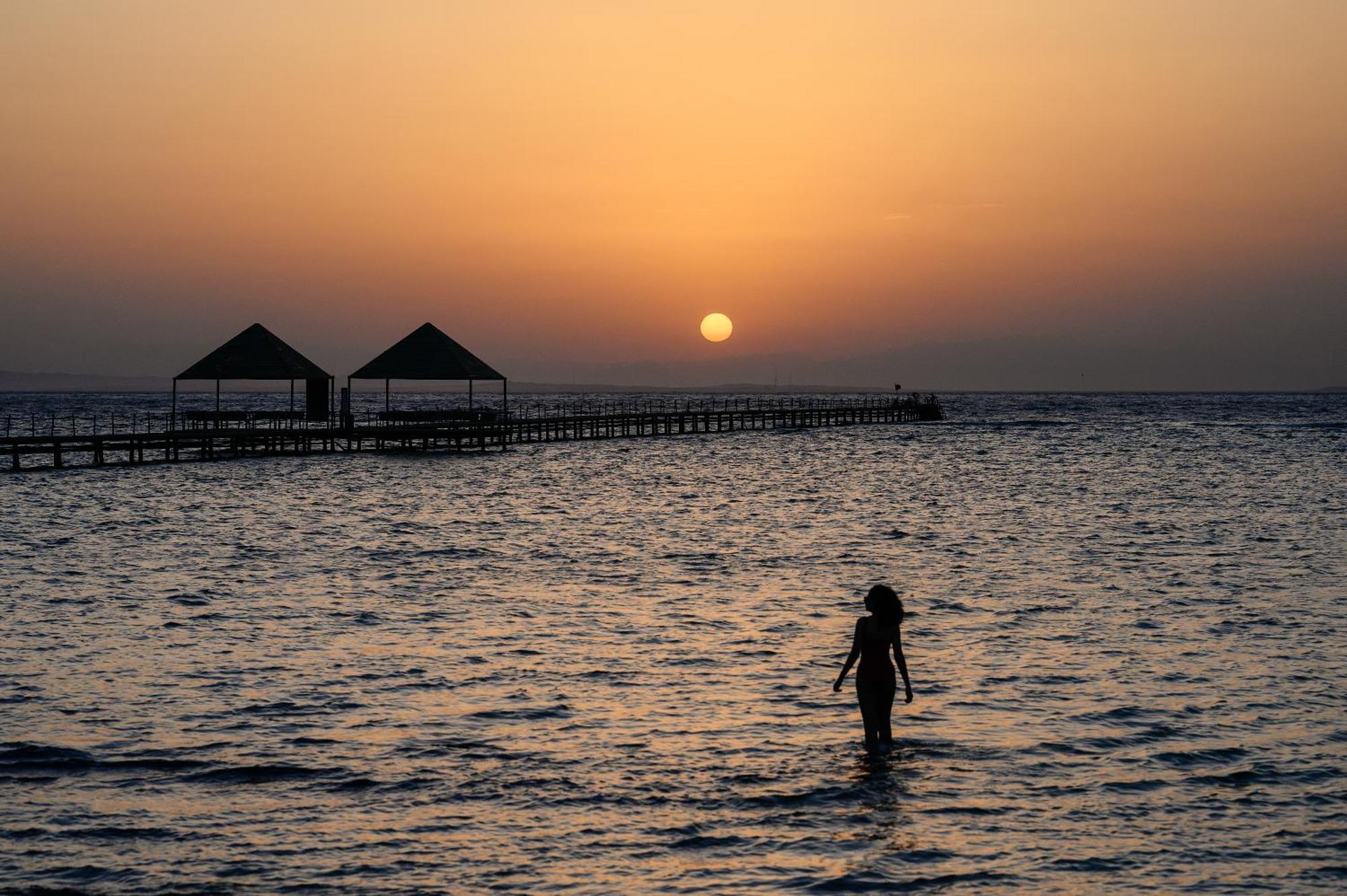 Iberotel Redsina Шарм-эль-Шейх Экстерьер фото Sunset at the Dead Sea